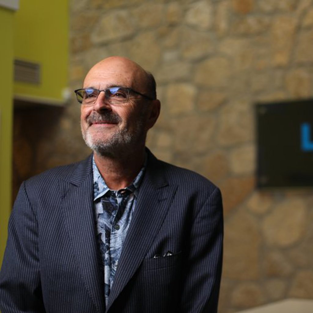 Pam Harper and Scott Harper speak with brand strategy CEO Barry Labov about standing out from the competition and his new book, "The Power of Differentiation"