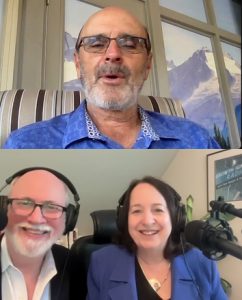 We speak with with former rock musician & marketing CEO Barry Labov about how to differentiate your company by leading it like a rock band